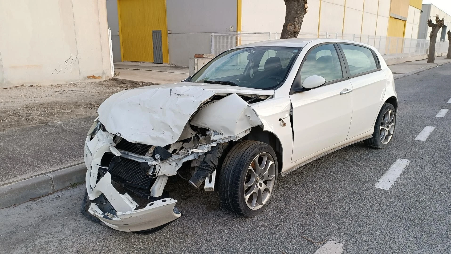 FECHADURA PORTA TRASEIRA ESQUERDA ALFA ROMEO 147