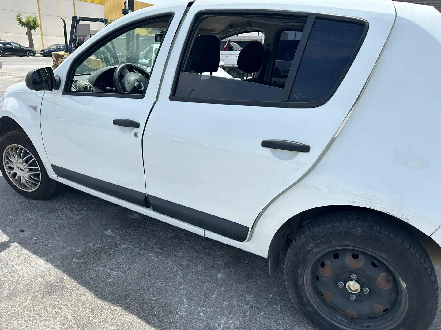 FECHADURA PORTA FRENTE ESQUERDA DACIA SANDERO