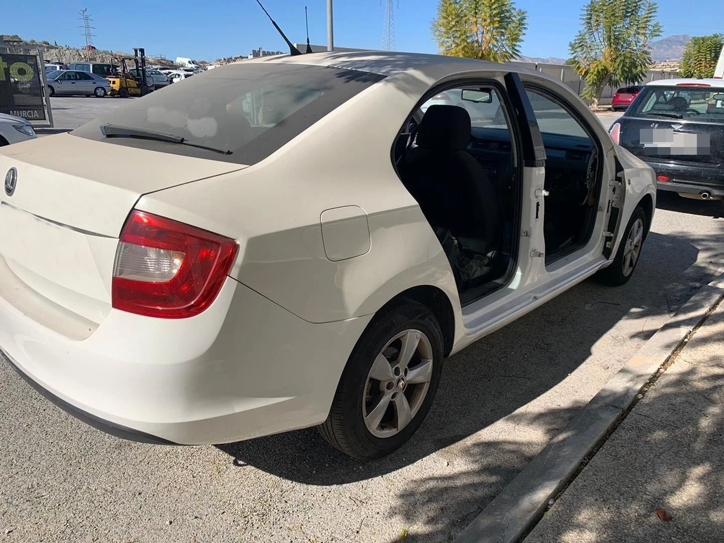 PAINEL FRONTAL SKODA RAPID