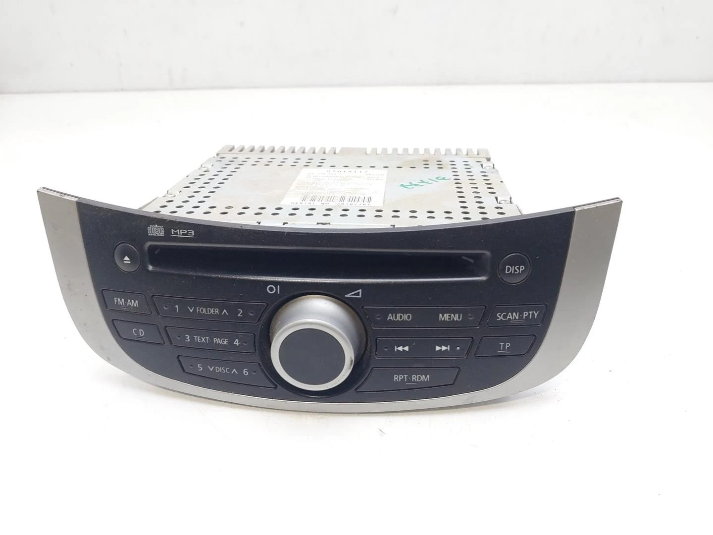 SISTEMA DE ÁUDIO RÁDIO CD MITSUBISHI GRANDIS