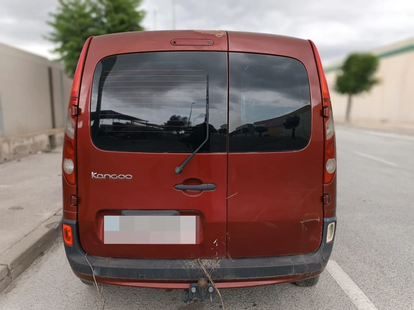 PARA-CHOQUES TRASEIRO RENAULT KANGOO GRAND KANGOO