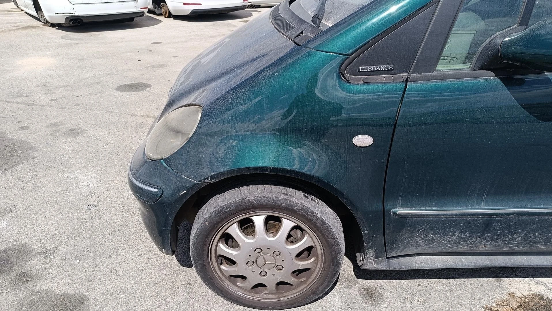 GUARDA-LAMAS FRENTE ESQUERDO MERCEDES-BENZ CLASE A