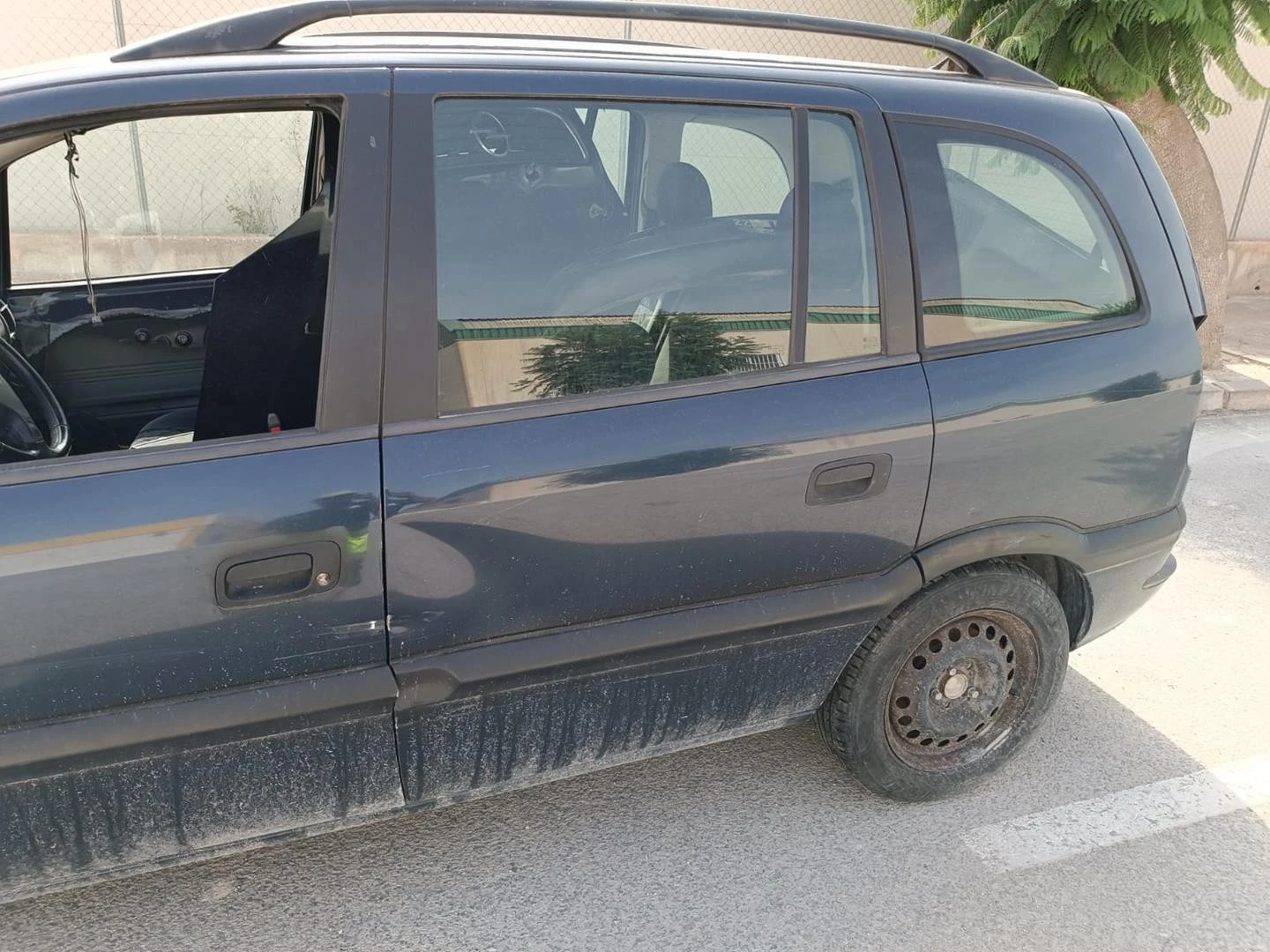 FECHADURA PORTA TRASEIRA ESQUERDA OPEL ZAFIRA A LIMUSINA