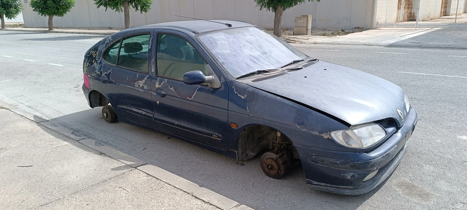 FECHADURA PORTA FRENTE DIREITA RENAULT MEGANE I CLASSIC