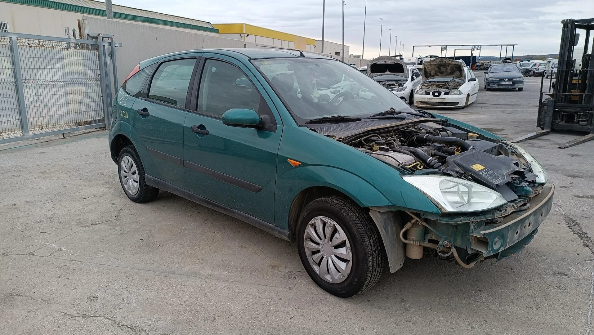 FECHADURA PORTA FRENTE DIREITA FORD FOCUS SEDÁN