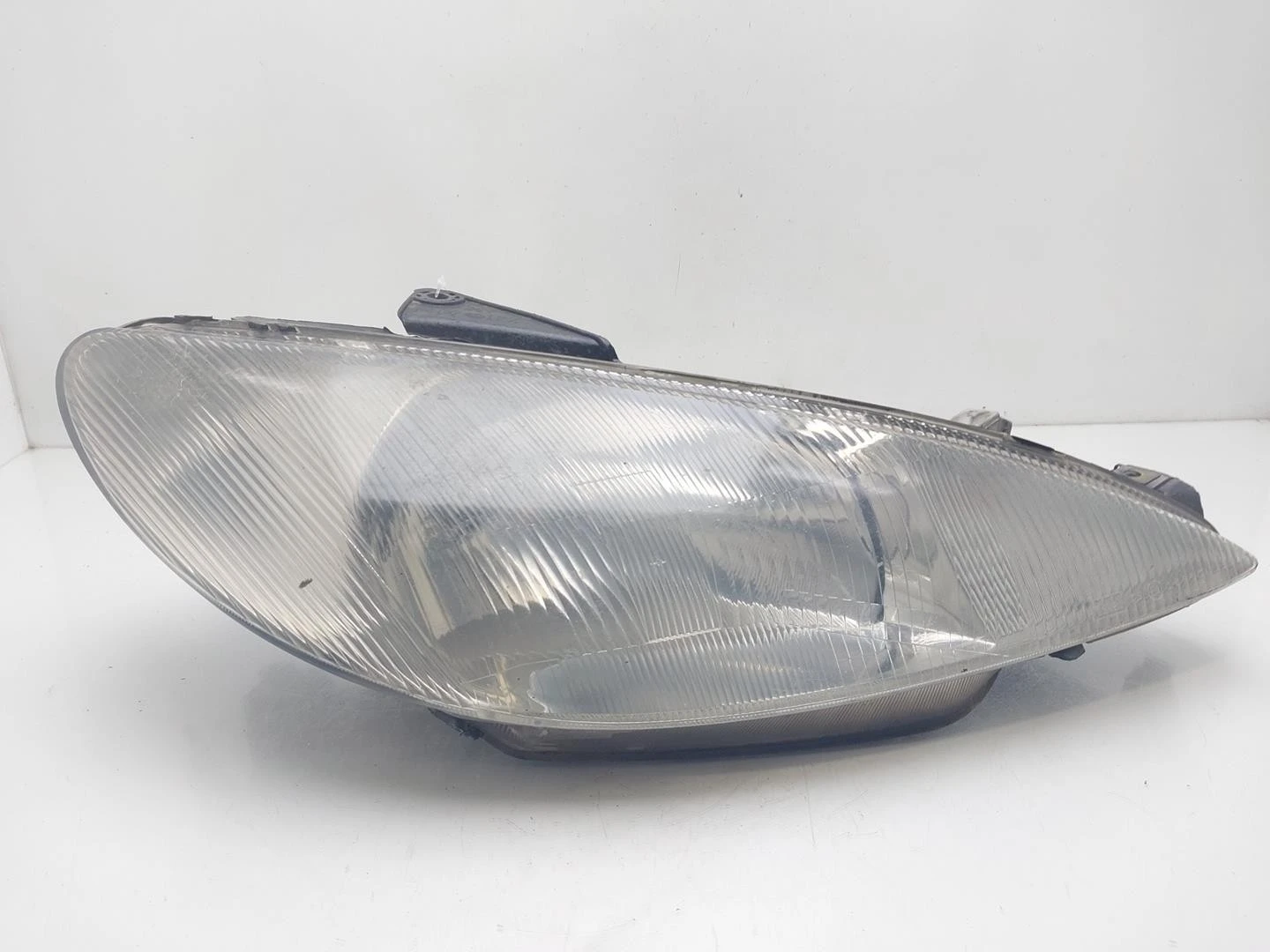 FAROL DIREITO PEUGEOT 206 FASTBACK