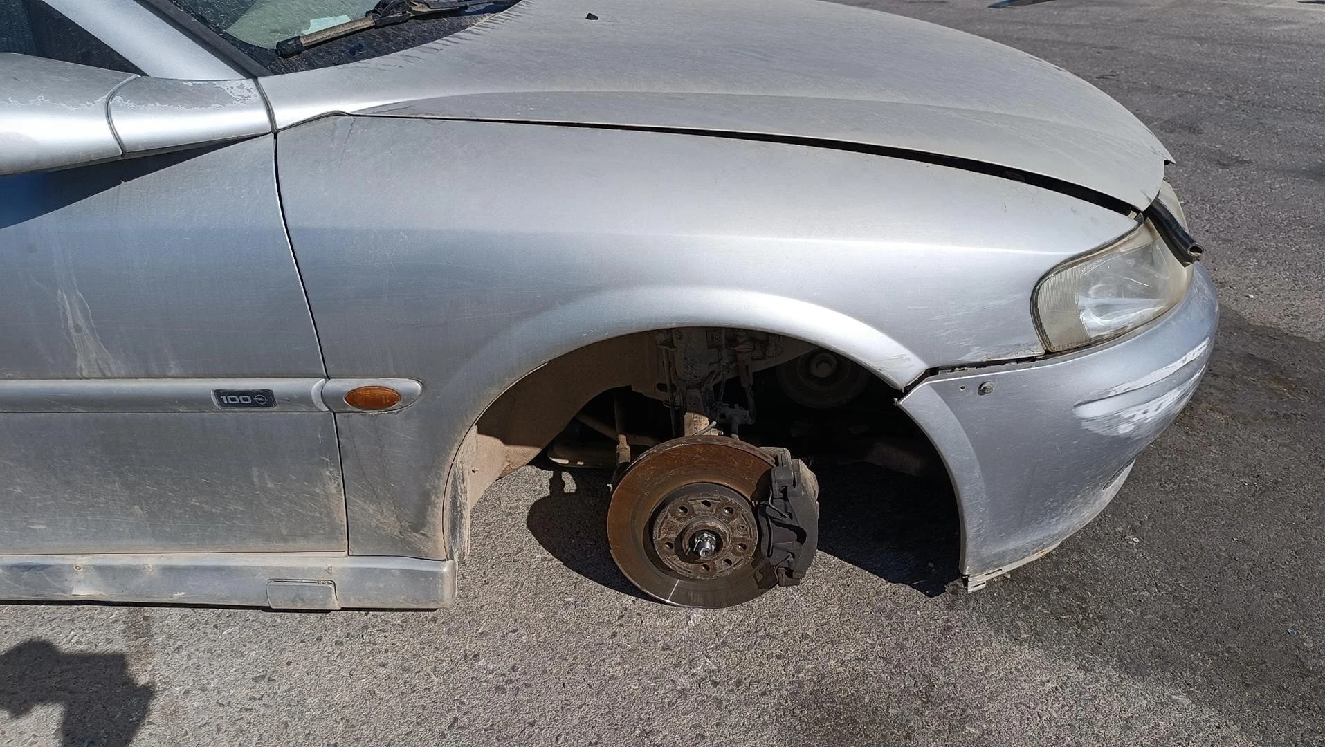 GUARDA-LAMAS FRENTE DIREITO OPEL VECTRA B