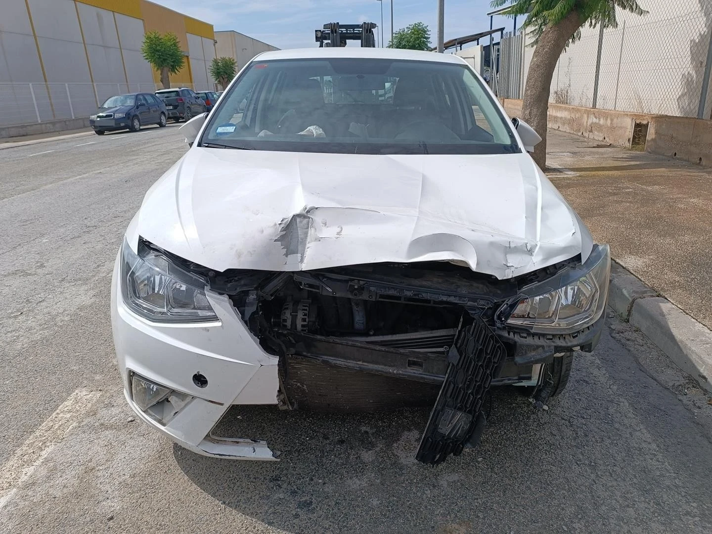 FAROL DIREITO SEAT IBIZA V