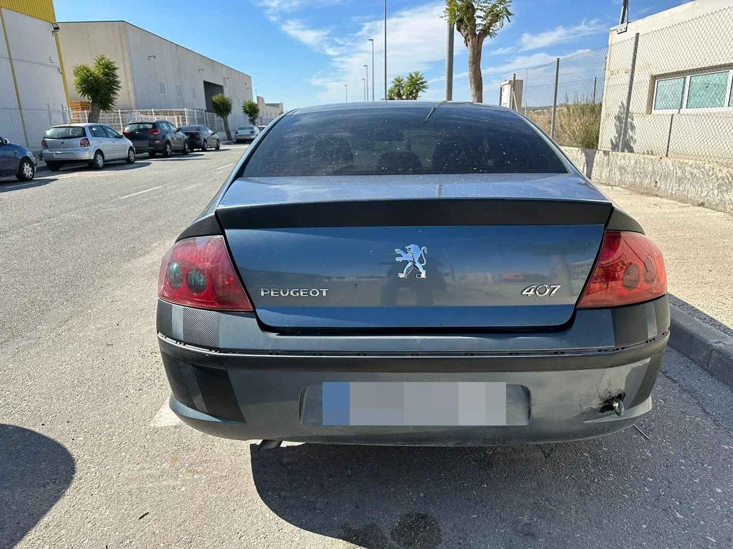 PARA-CHOQUES TRASEIRO PEUGEOT 407