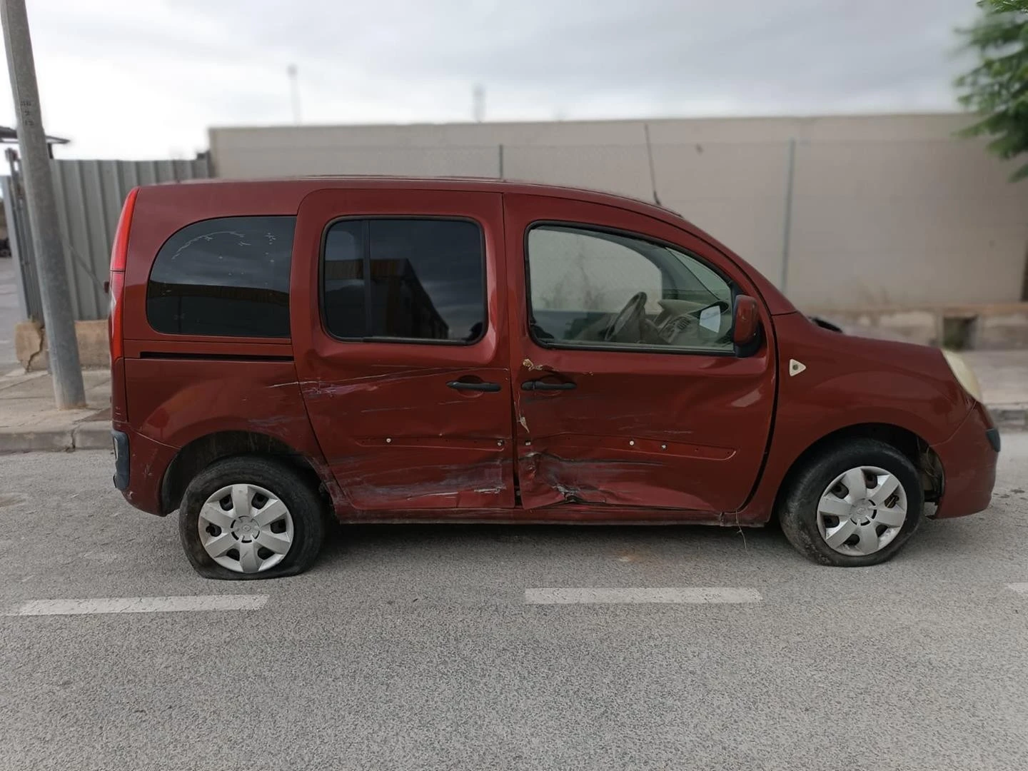 FECHADURA PORTA FRENTE DIREITA RENAULT KANGOO GRAND KANGOO