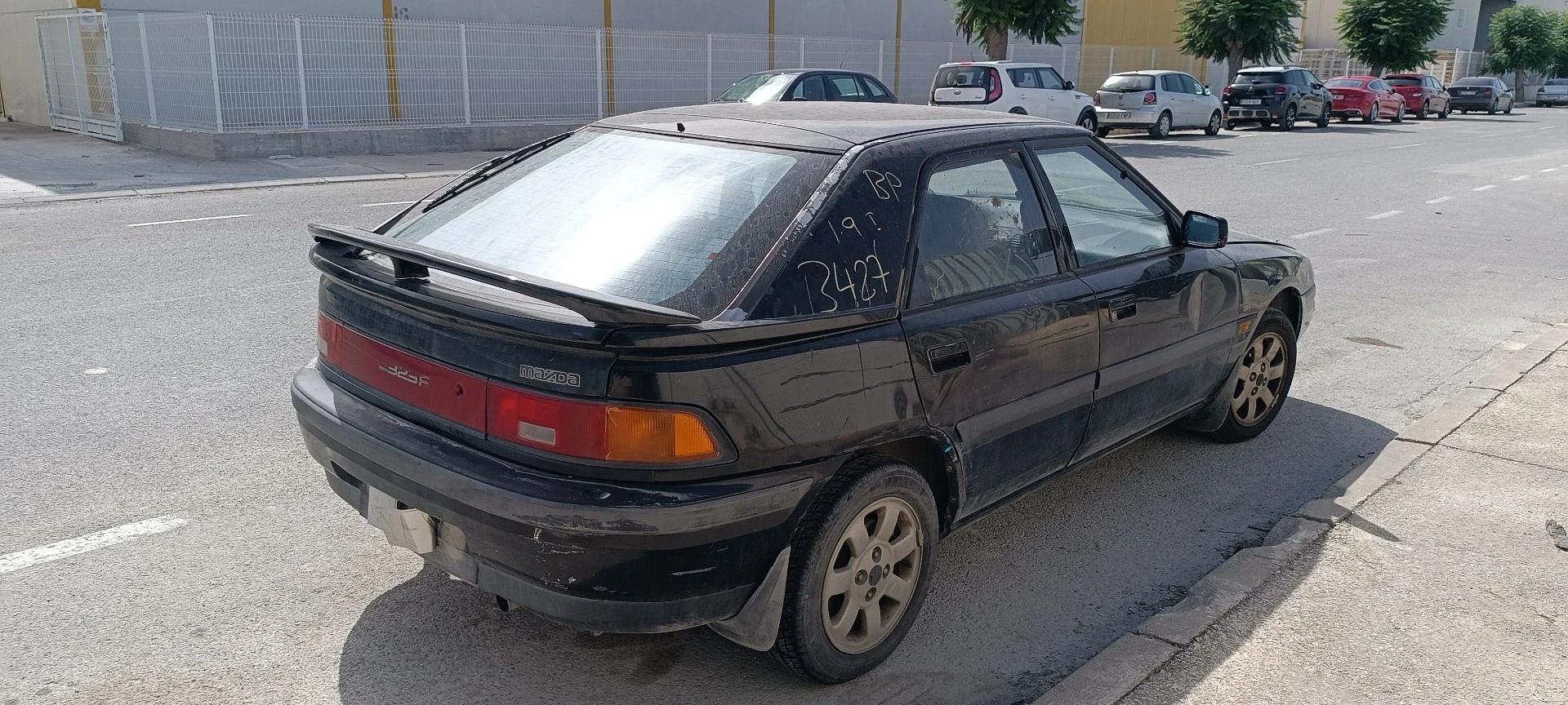 FECHADURA PORTA TRASEIRA DIREITA MAZDA 323 C IV