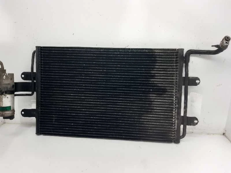 CONDENSADOR DE RADIADOR DE AR CONDICIONADO SEAT TOLEDO II