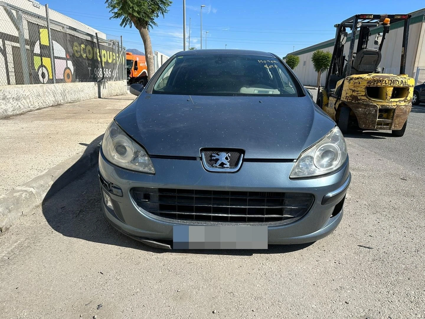 GUARDA-LAMAS FRENTE ESQUERDO PEUGEOT 407