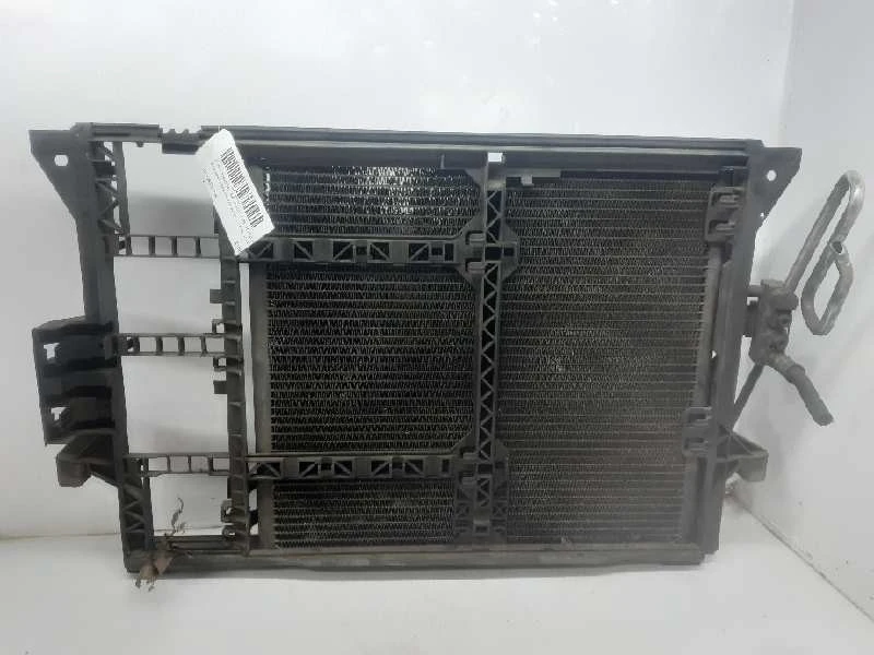 CONDENSADOR DE RADIADOR DE AR CONDICIONADO BMW 5