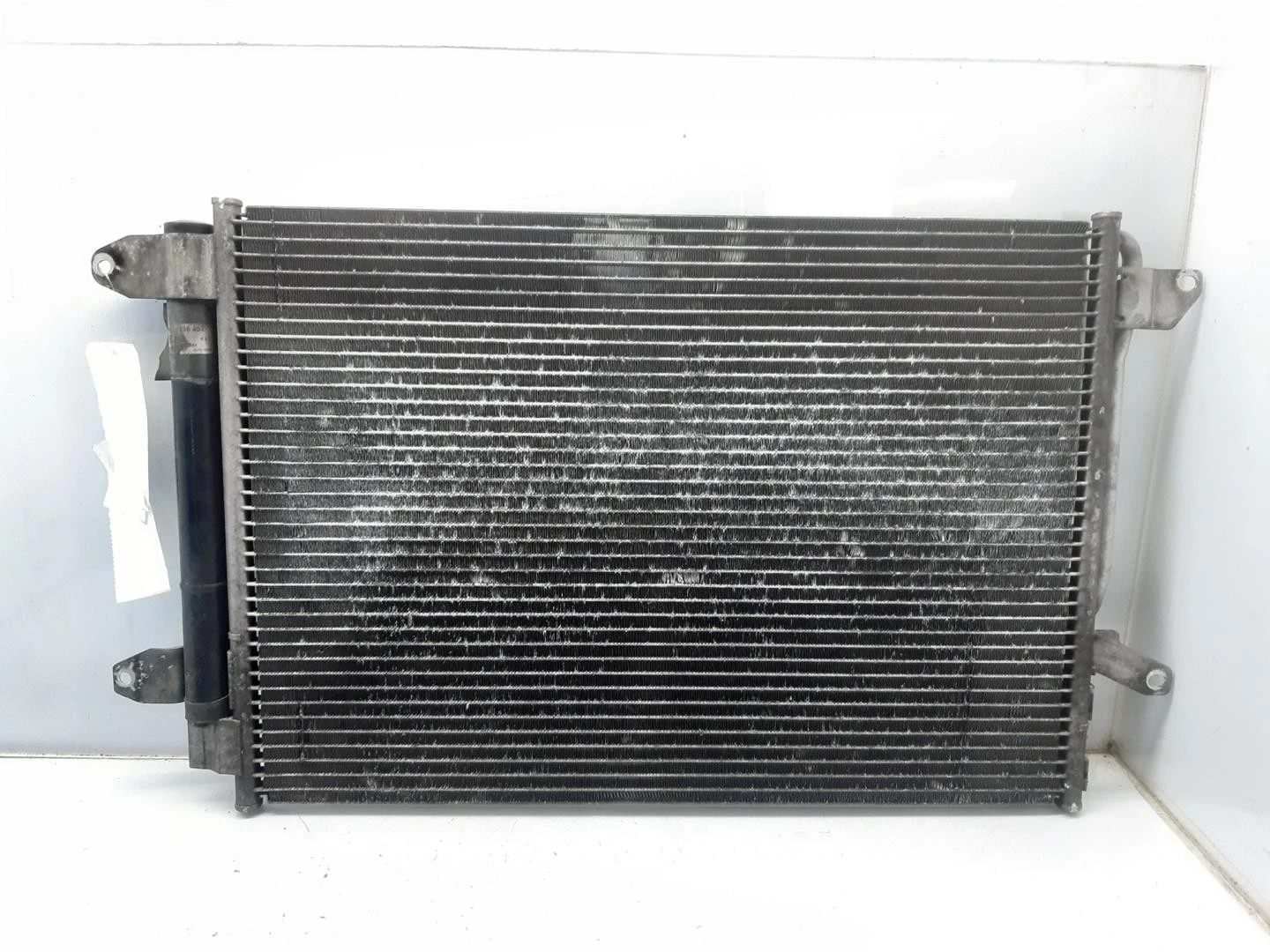 CONDENSADOR DE RADIADOR DE AR CONDICIONADO VW JETTA IV