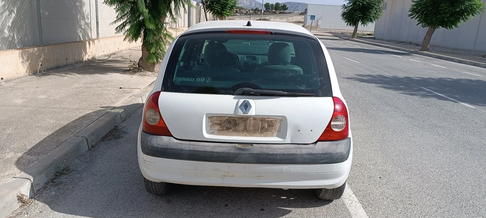 FECHADURA DE PORTA MALA RENAULT CLIO II