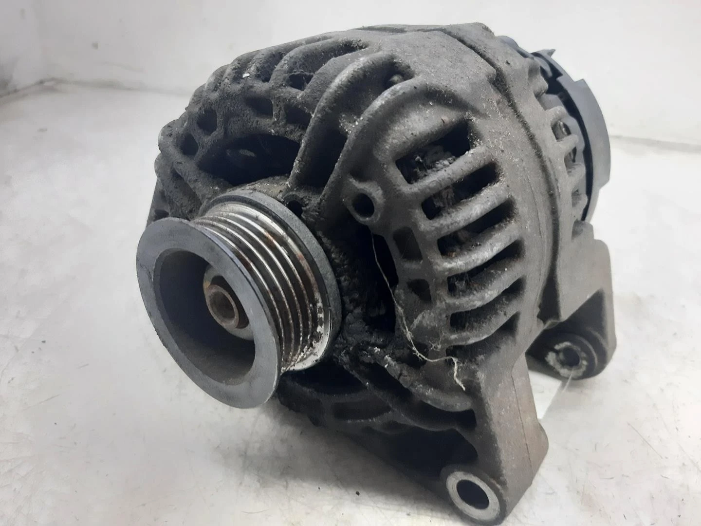 ALTERNADOR OPEL CORSA D