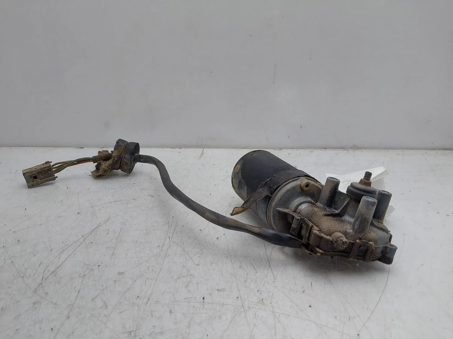 MOTOR LIMPA-VIDROS FRONTAL CITROЁN C15