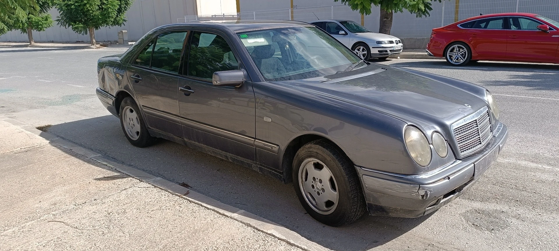 CORPO DE BORBOLETAS MERCEDES-BENZ CLASE E