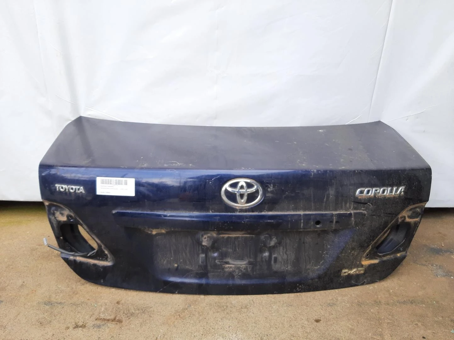 MALA TRASEIRA TOYOTA COROLLA SEDÁN