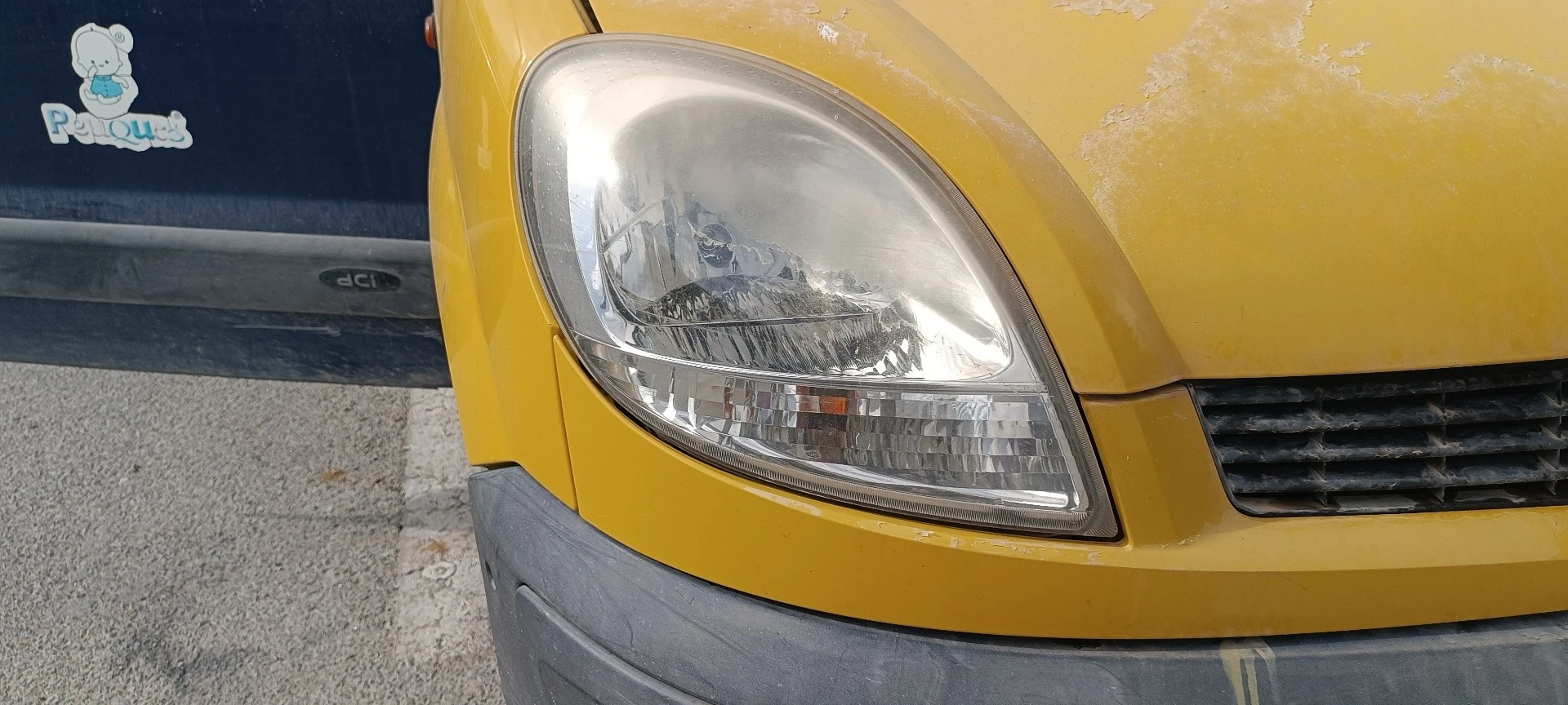 FAROL DIREITO RENAULT KANGOO