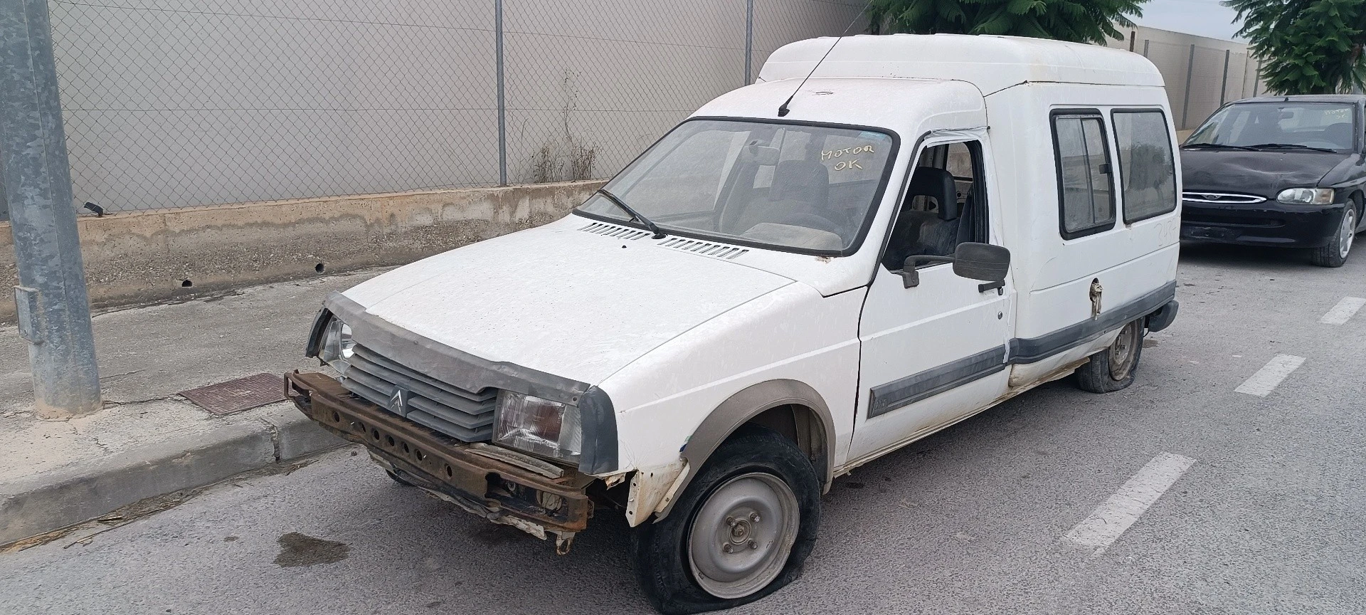 FECHADURA PORTA FRENTE ESQUERDA CITROЁN C15