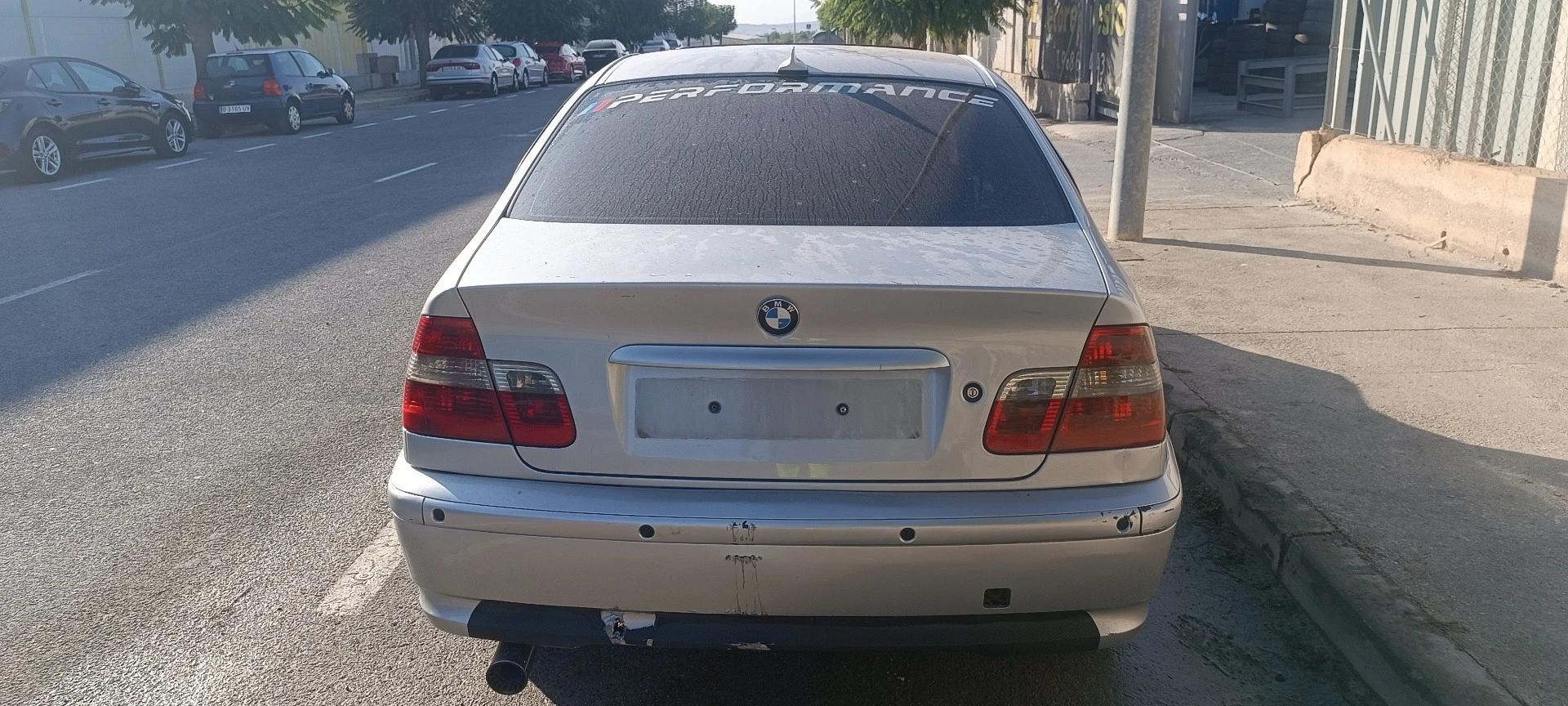 MALA TRASEIRA BMW 3