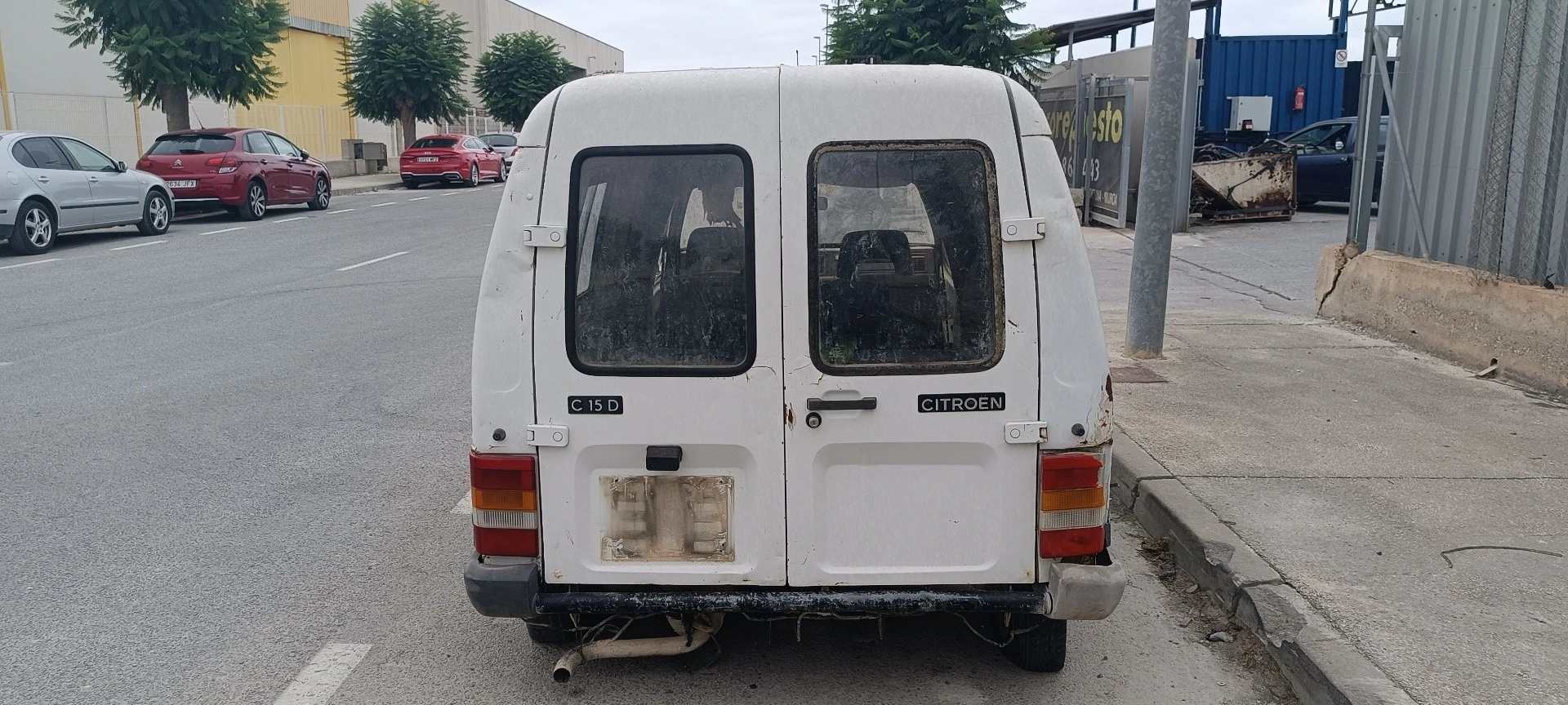 FECHADURA DE PORTA MALA CITROЁN C15