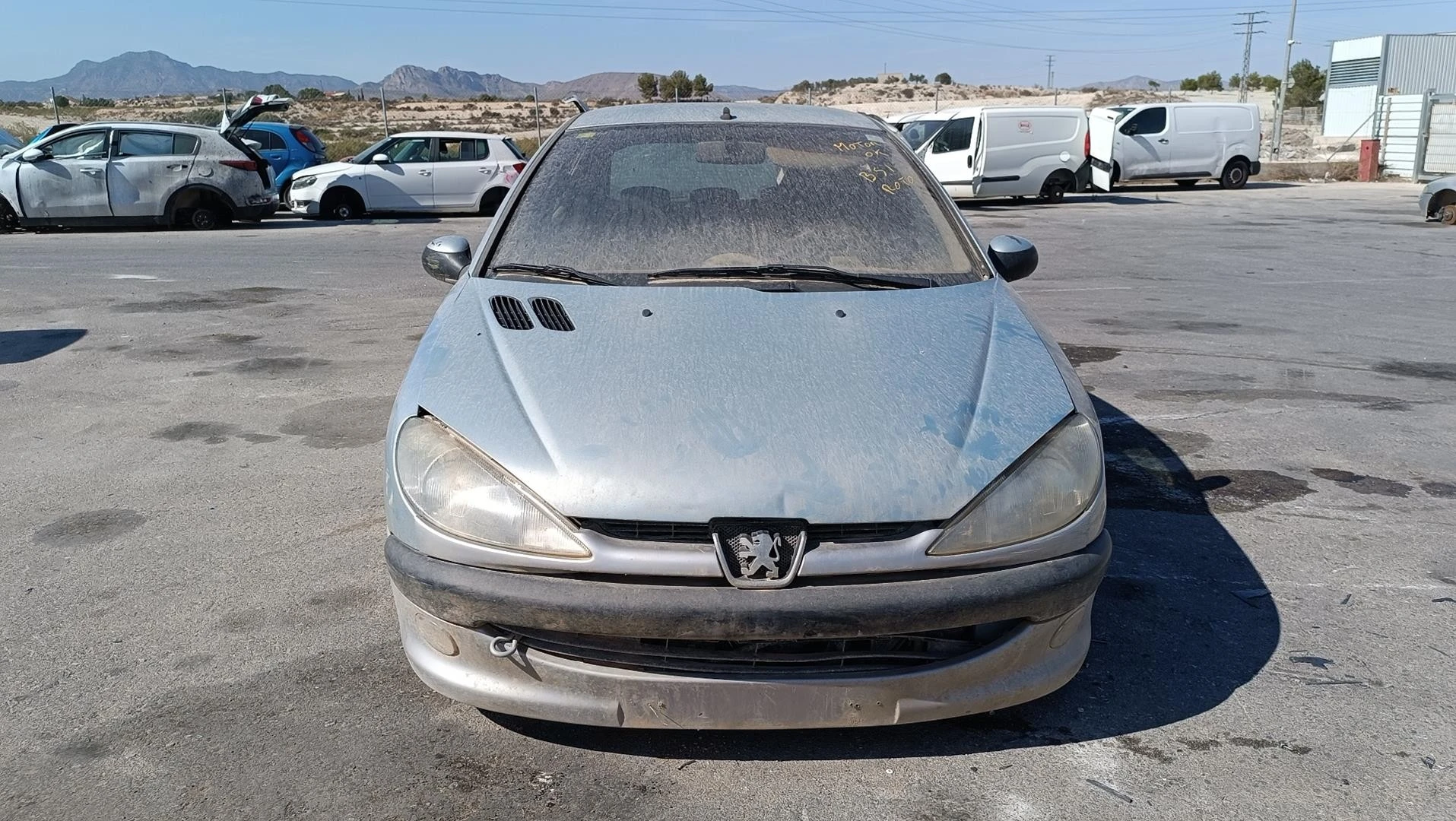 FAROL DE NEVOEIRO ESQUERDO PEUGEOT 206 FASTBACK