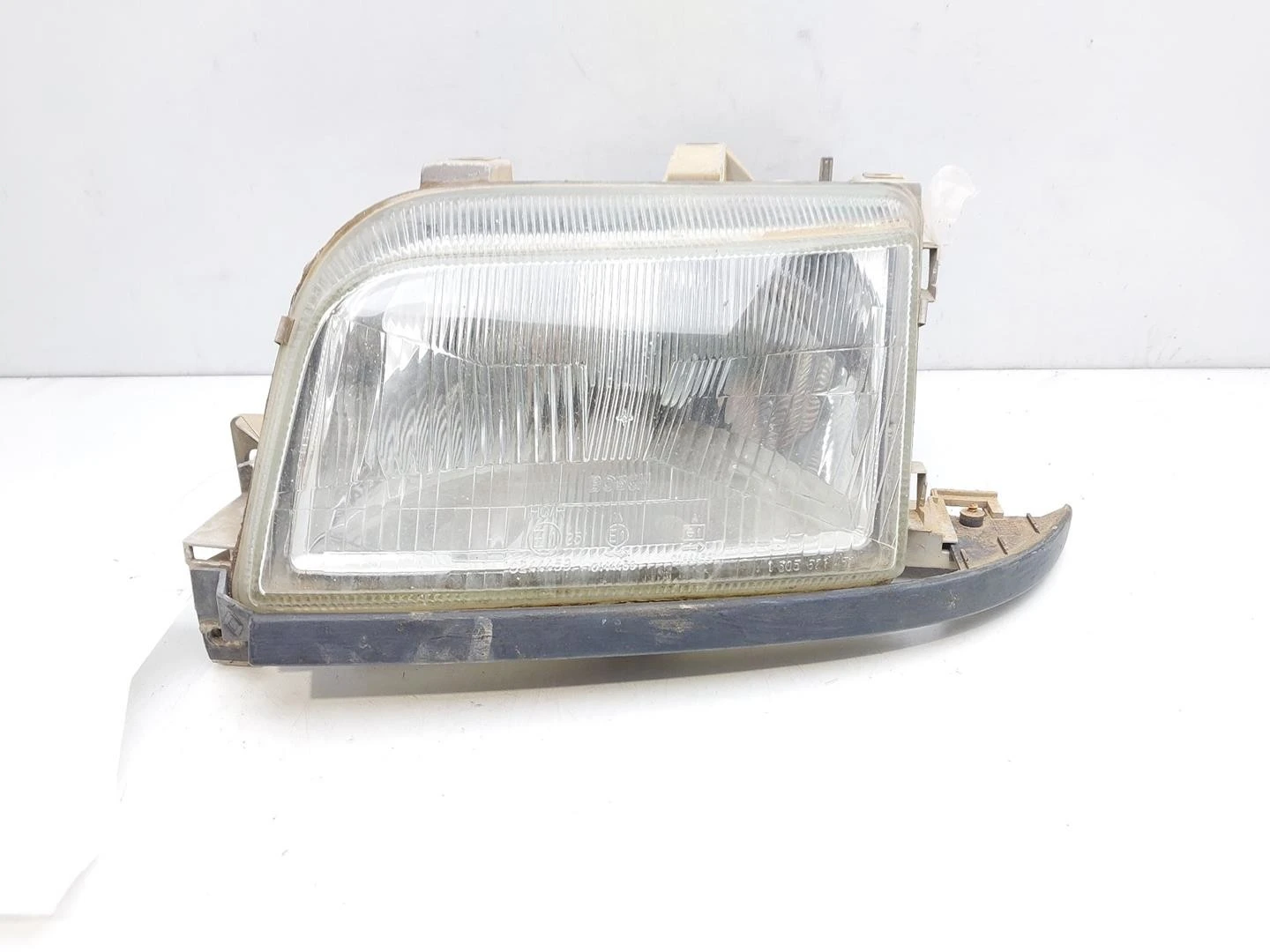 FAROL ESQUERDO RENAULT CLIO I