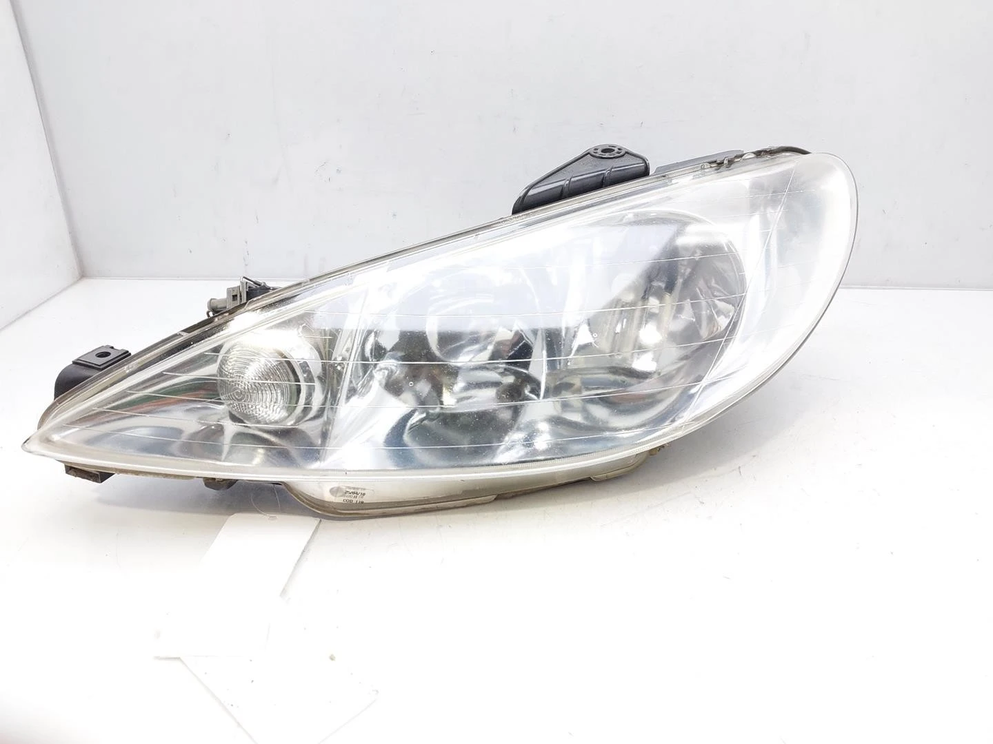 FAROL ESQUERDO PEUGEOT 206 FASTBACK