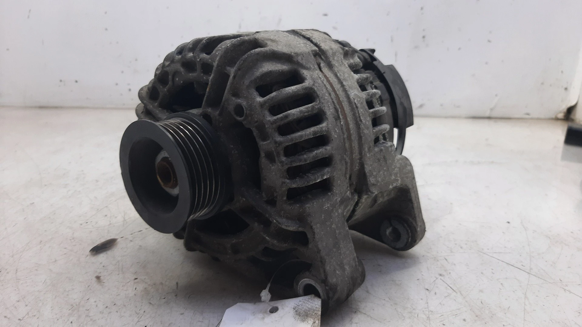 ALTERNADOR OPEL MERIVA A LIMUSINA