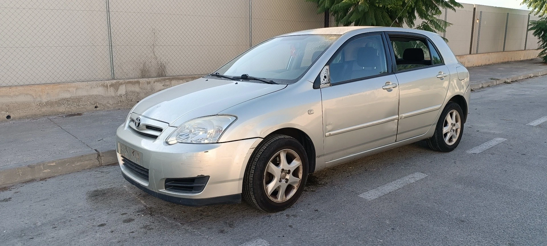 FECHADURA PORTA TRASEIRA ESQUERDA TOYOTA COROLLA