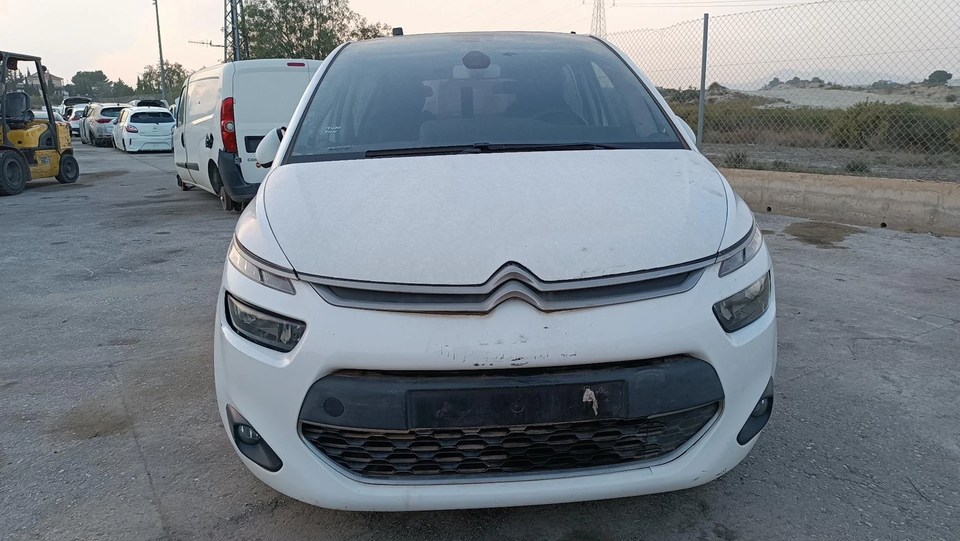 FAROL DE NEVOEIRO ESQUERDO CITROЁN C4 PICASSO II