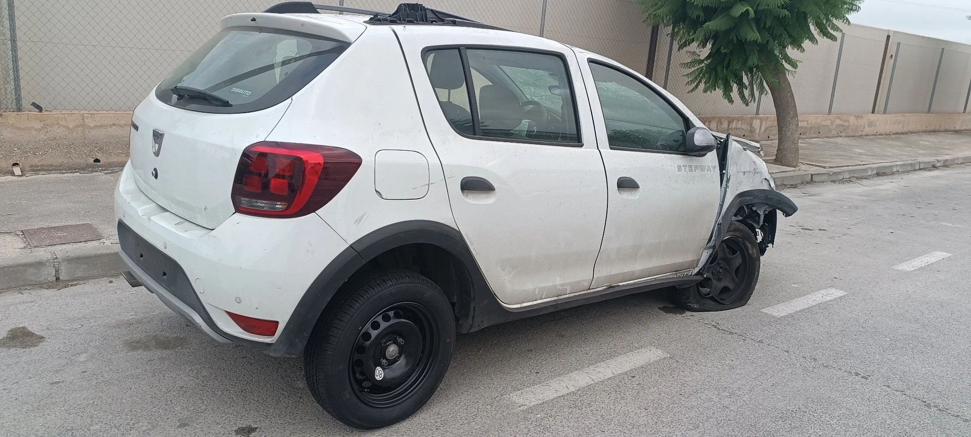 FECHADURA PORTA TRASEIRA DIREITA DACIA SANDERO II