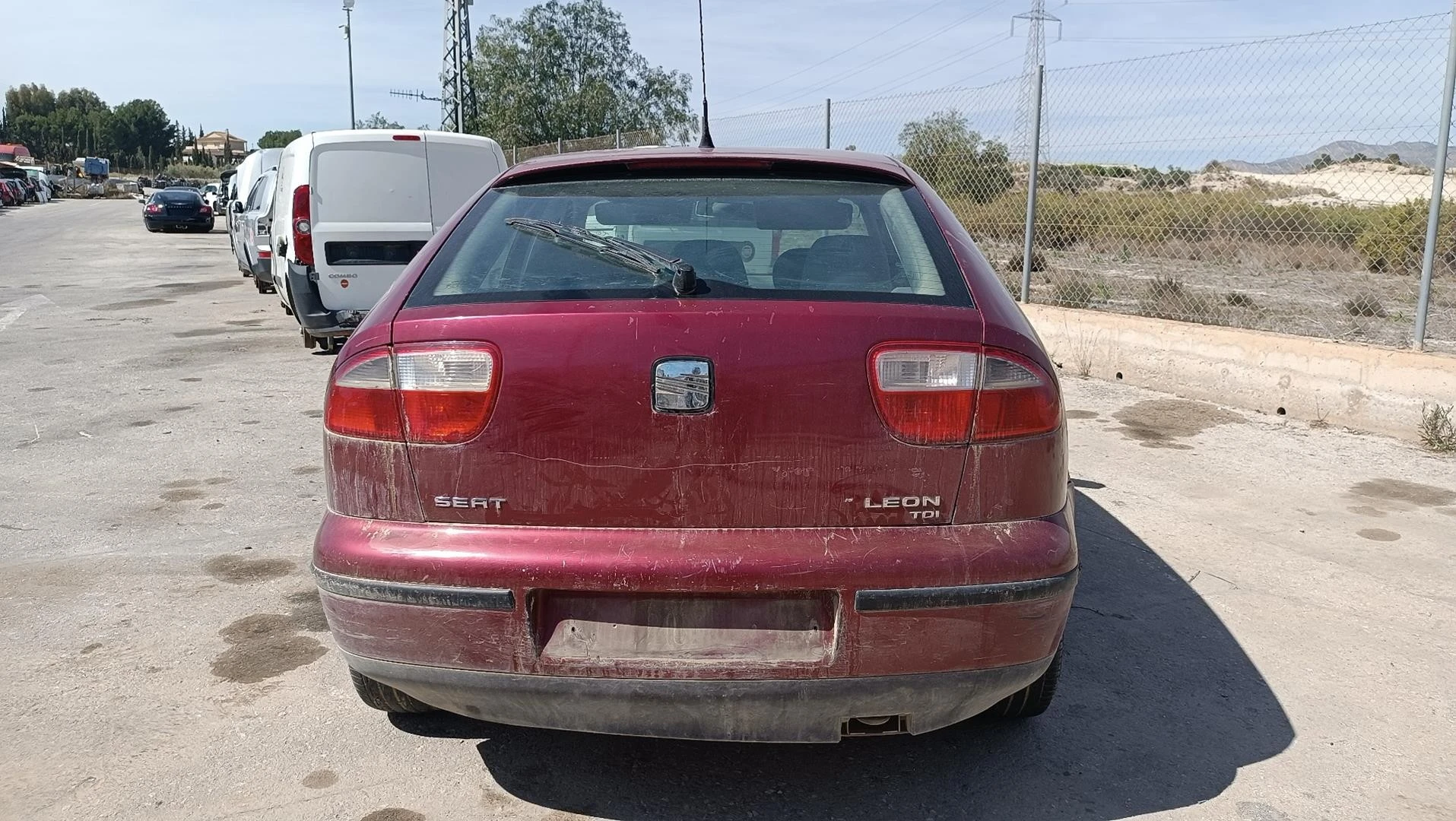 PARA-CHOQUES TRASEIRO SEAT LEON