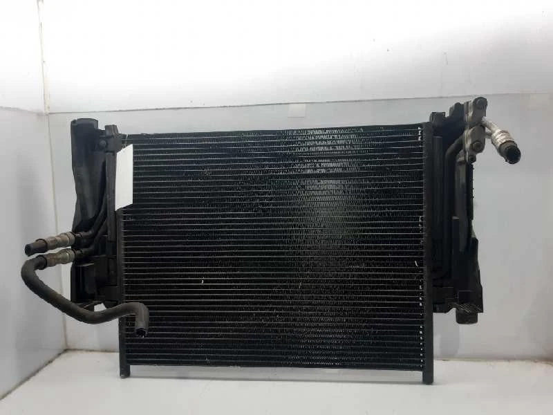 CONDENSADOR DE RADIADOR DE AR CONDICIONADO BMW 3