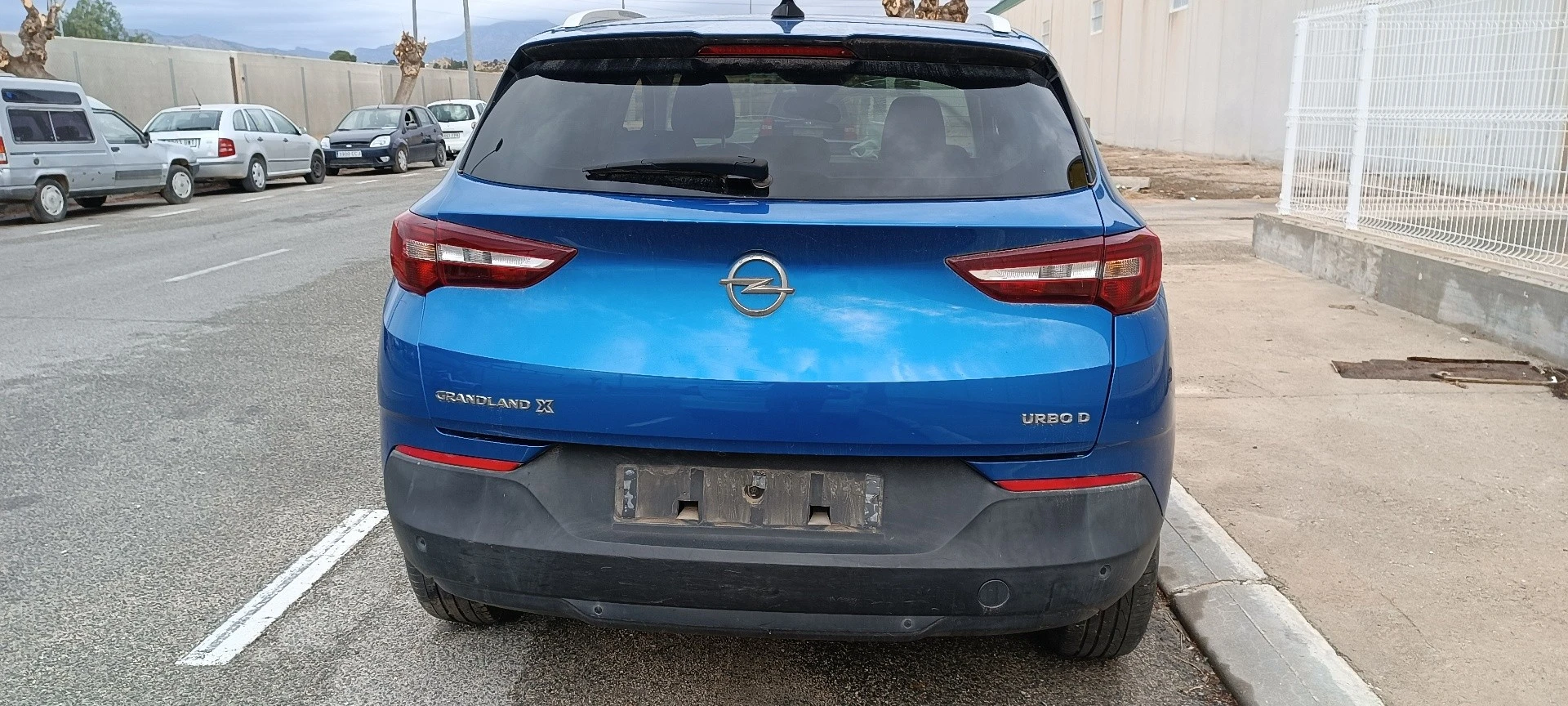 FECHADURA DE PORTA MALA OPEL GRANDLAND X