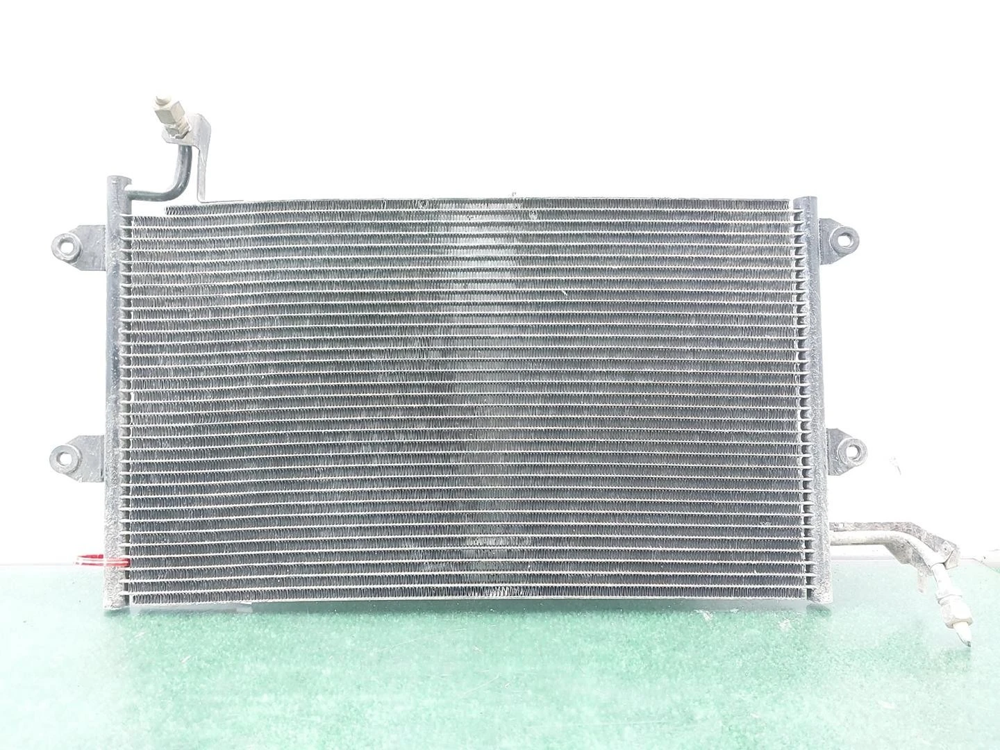 CONDENSADOR DE RADIADOR DE AR CONDICIONADO VW GOLF III