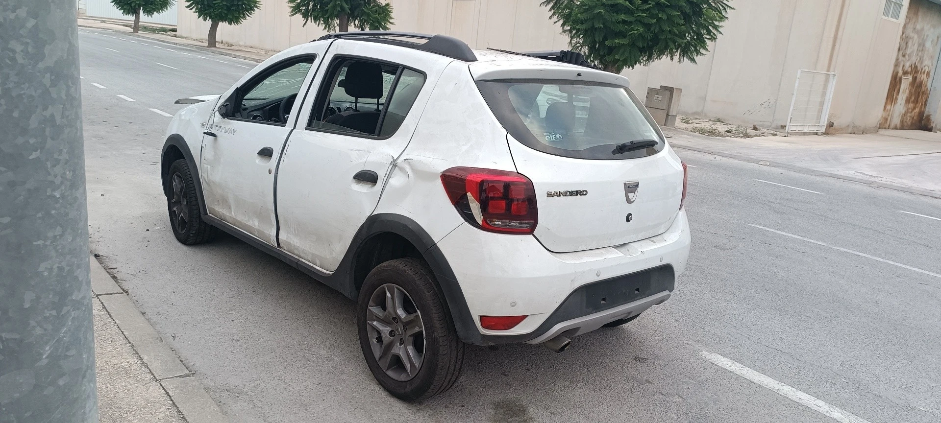 FECHADURA PORTA TRASEIRA ESQUERDA DACIA SANDERO II