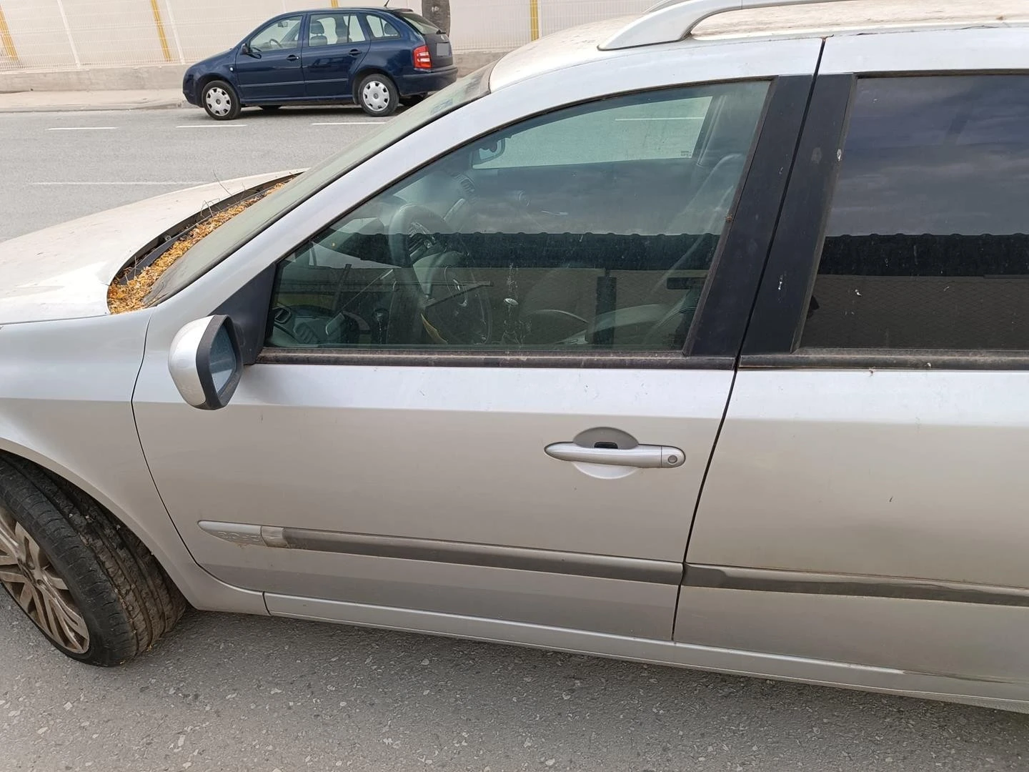 FECHADURA PORTA FRENTE ESQUERDA RENAULT LAGUNA II