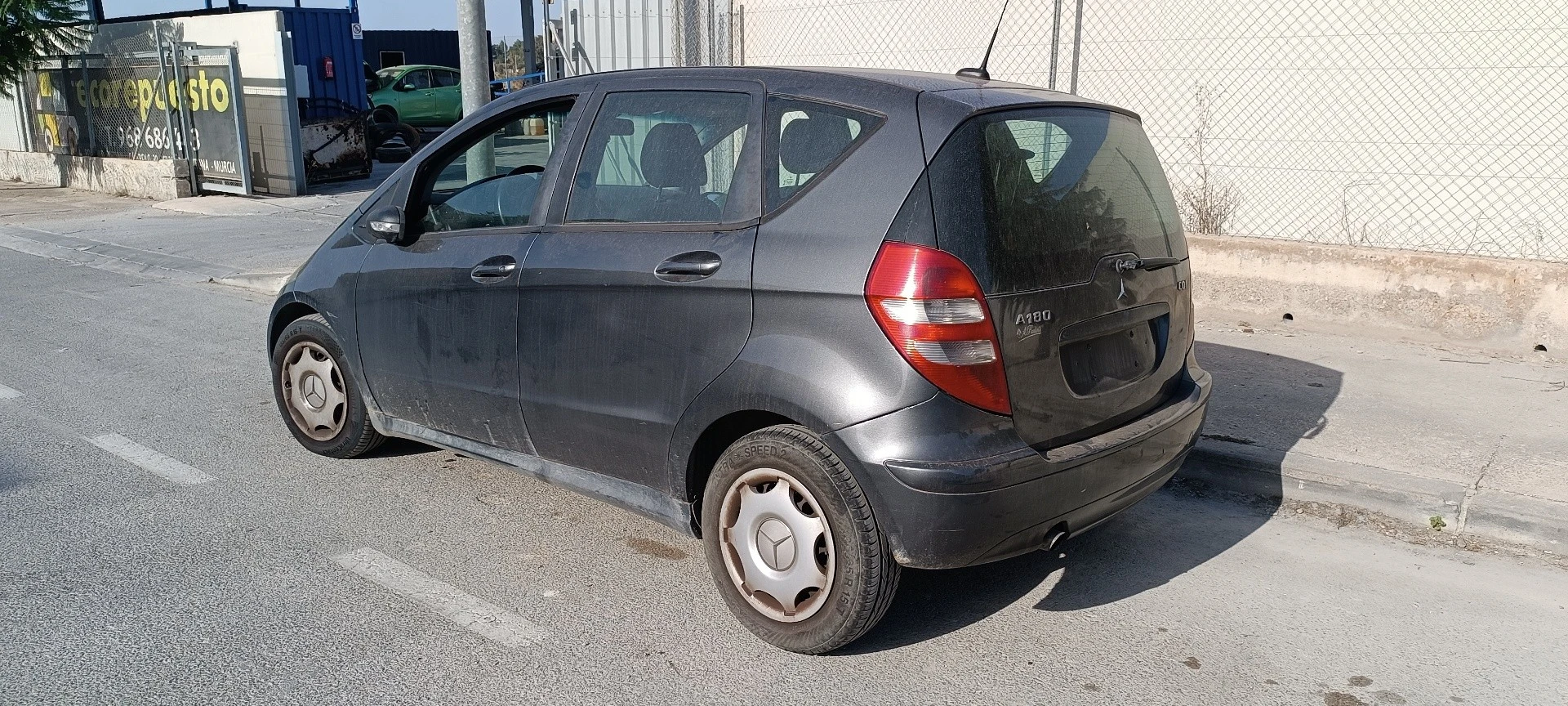 FECHADURA PORTA FRENTE DIREITA MERCEDES-BENZ CLASE A