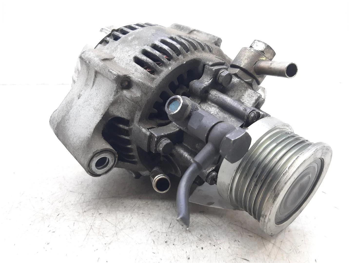 ALTERNADOR HYUNDAI ACCENT II SEDÁN