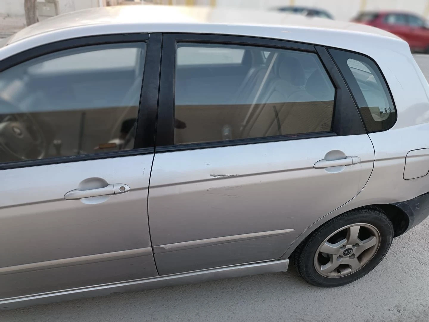 FECHADURA PORTA TRASEIRA ESQUERDA KIA CERATO SEDÁN