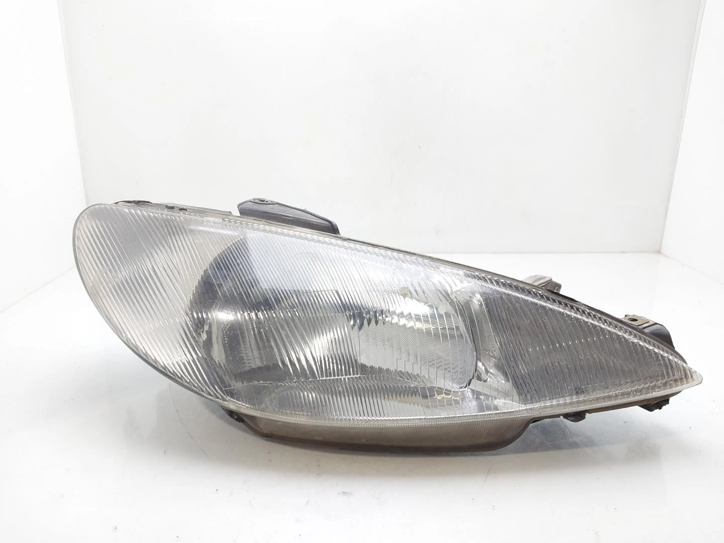 FAROL DIREITO PEUGEOT 206 FASTBACK