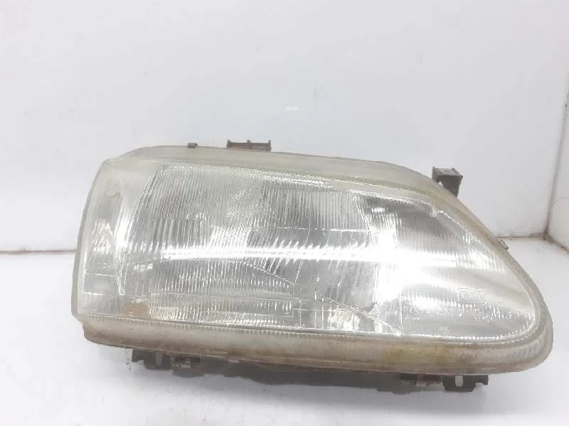 FAROL DIREITO RENAULT MEGANE I CLASSIC