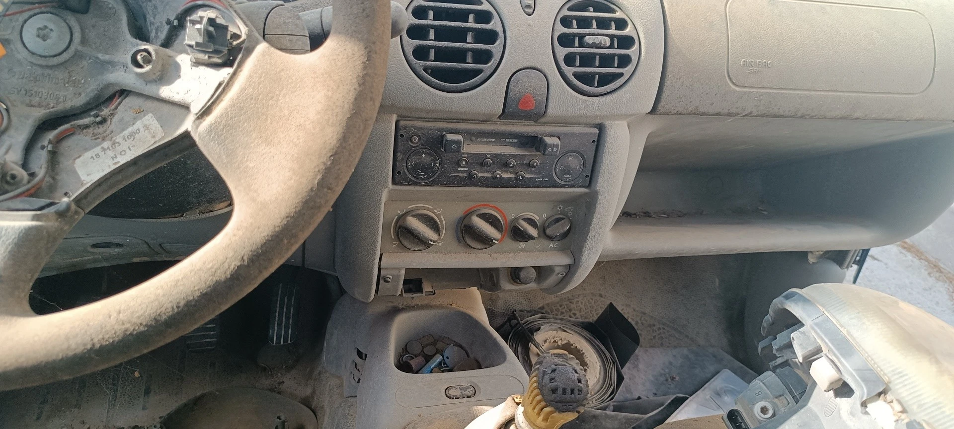 SISTEMA DE ÁUDIO RÁDIO CD RENAULT KANGOO