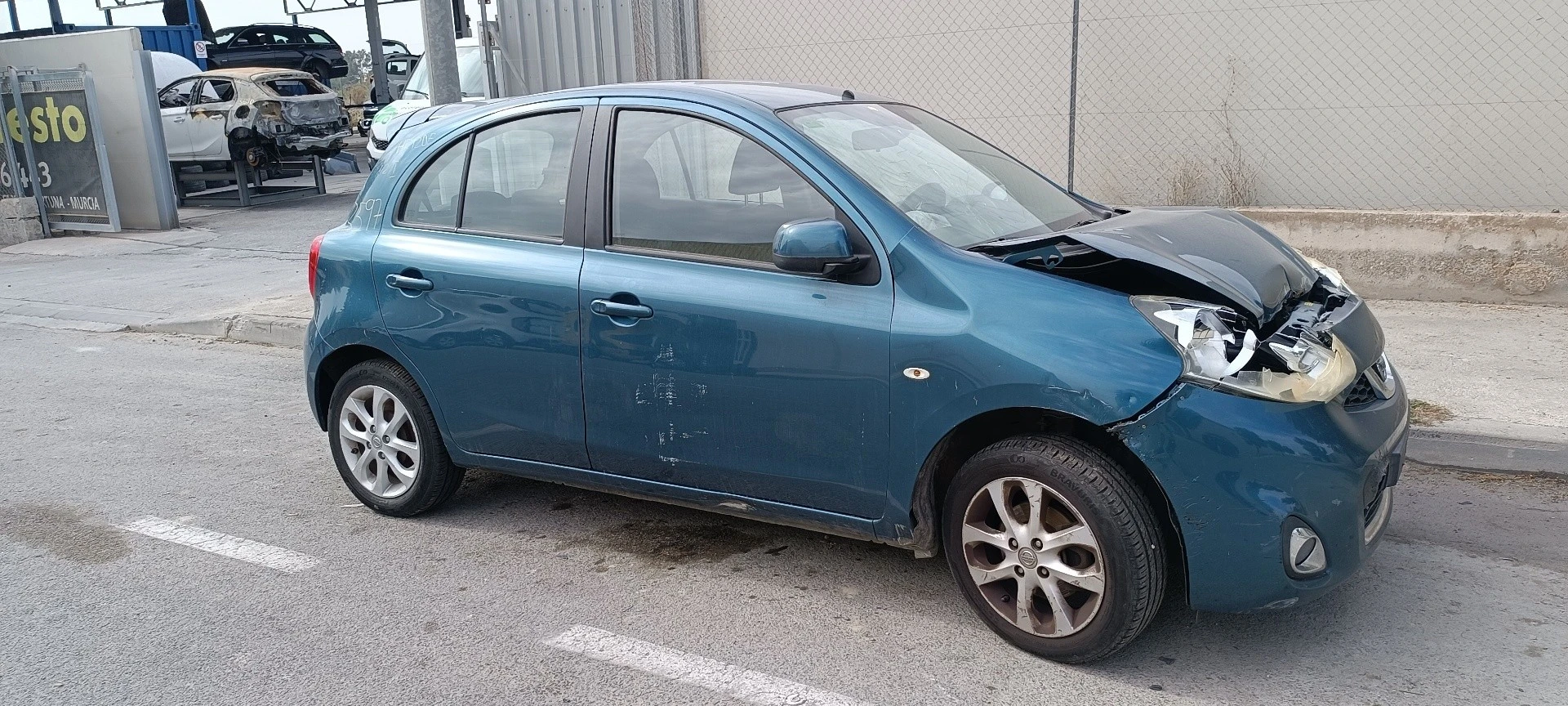 FECHADURA PORTA TRASEIRA ESQUERDA NISSAN MICRA IV