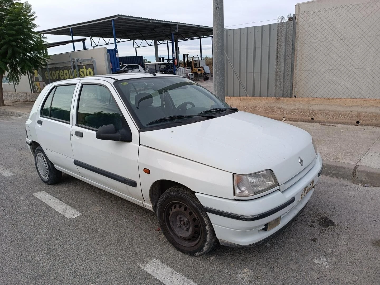 FECHADURA PORTA FRENTE ESQUERDA RENAULT CLIO I