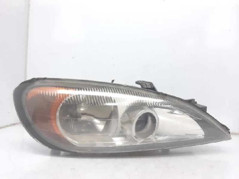 FAROL DIREITO NISSAN PRIMERA HATCHBACK